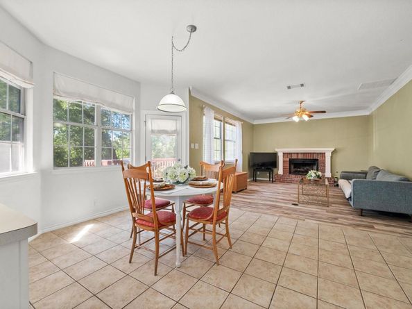 11203 Andenwood DR, Austin TX 78726