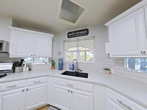 1127 Penion DR, Austin TX 78748