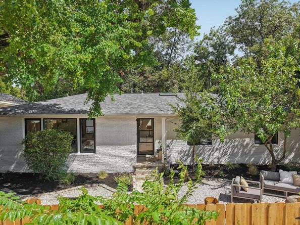 4515 Bull Creek RD, Austin TX 78731