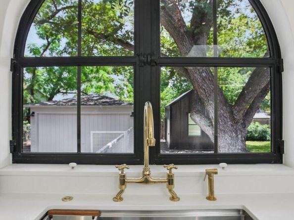 4515 Bull Creek RD, Austin TX 78731