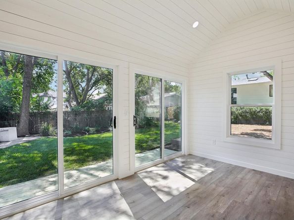 4515 Bull Creek RD, Austin TX 78731