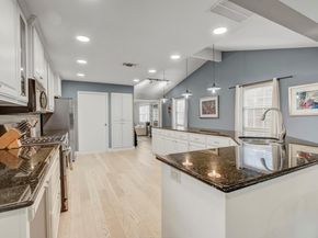 2104 W 10th ST, Austin TX 78703
