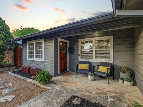 2104 W 10th ST, Austin TX 78703