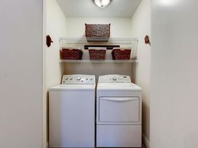 1201 Grove BLVD 1404, Austin TX 78741
