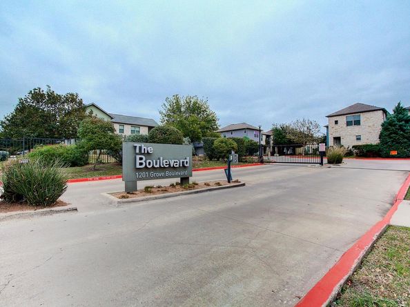 1201 Grove BLVD 1404, Austin TX 78741