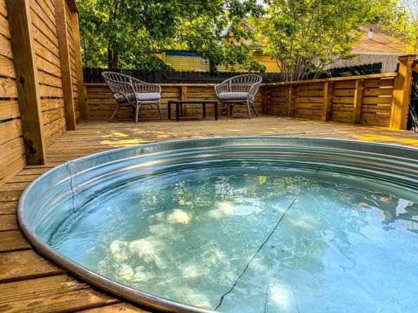 2402 Santa Rita ST, Austin TX 78702