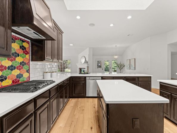5900 Savin Hill CT, Austin TX 78739