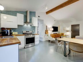 1908 Fairlawn LN, Austin TX 78704