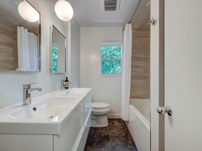 1908 Fairlawn LN, Austin TX 78704