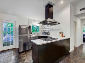 1908 Fairlawn LN, Austin TX 78704