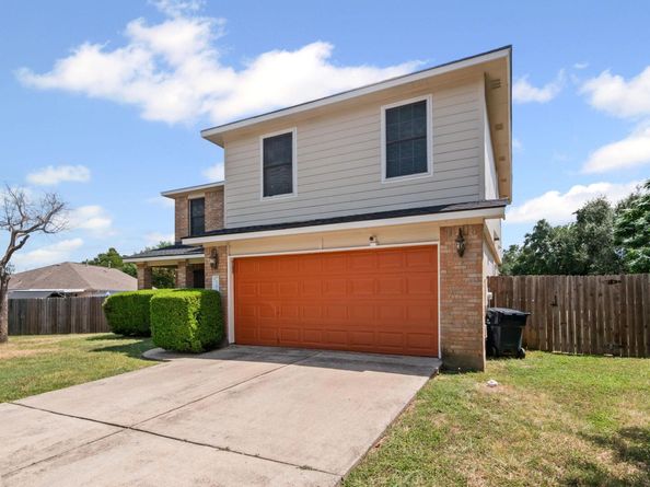 102 Stanford DR, Leander TX 78641