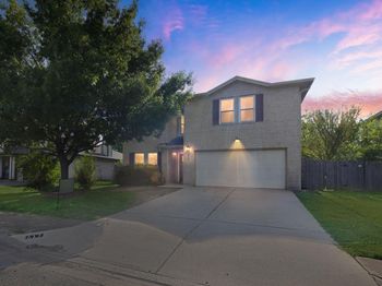 617 Riverway LN