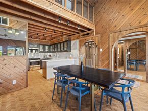 537 Venture BLVD S, Point Venture TX 78645