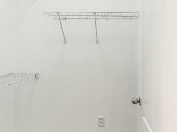 1901 Crossing PL 2302, Austin TX 78741