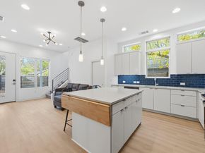 2811 Garwood ST A, Austin TX 78702