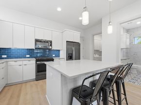 2811 Garwood ST A, Austin TX 78702