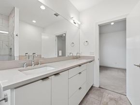 2811 Garwood ST A, Austin TX 78702