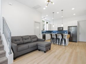 2811 Garwood ST A, Austin TX 78702