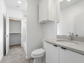 2811 Garwood ST A, Austin TX 78702