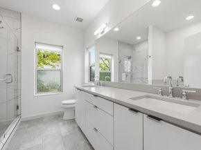 2811 Garwood ST A, Austin TX 78702