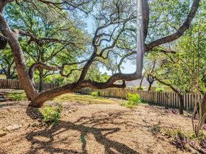 107 Copperleaf RD, Lakeway TX 78734