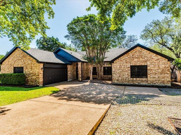 107 Copperleaf RD, Lakeway TX 78734