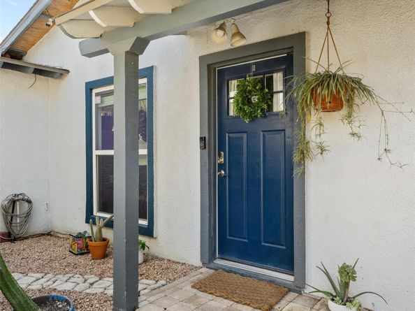 1307 E Saint Johns Ave B, Austin TX 78752
