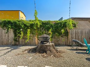 1307 E Saint Johns Ave B, Austin TX 78752