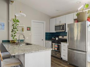 1307 E Saint Johns Ave B, Austin TX 78752
