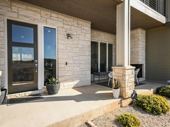 1005 Larkhall DR, Spicewood TX 78669