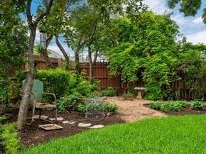 604 Belmont DR, Georgetown TX 78626