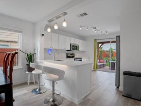 7625 Cayenne LN, Austin TX 78741