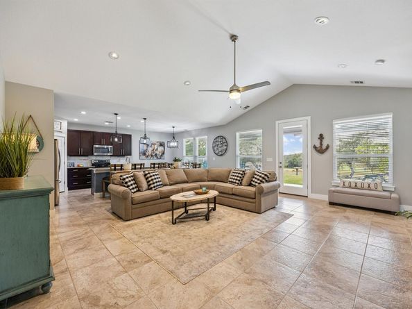 206 N Augusta DR, Point Venture TX 78645