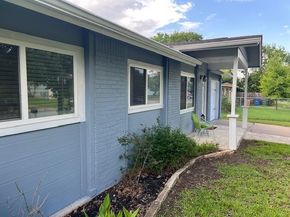 6004 Blythewood DR, Austin TX 78745