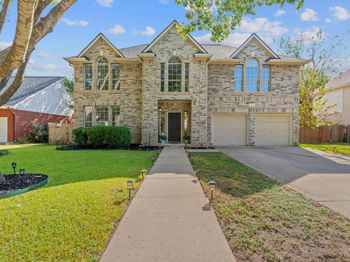 405 Keenland DR