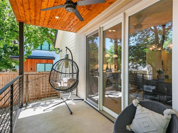2737 Webberville RD 1, Austin TX 78702