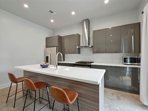 4416 Gillis ST B, Austin TX 78745