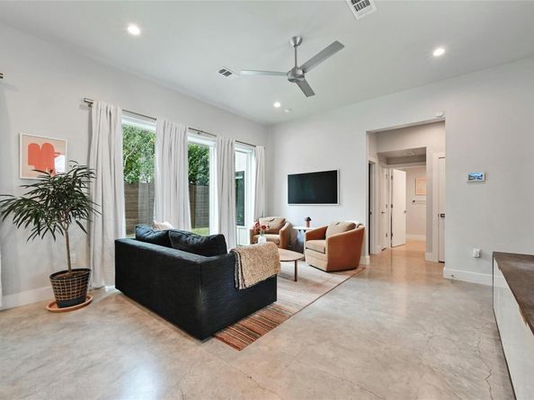 4416 Gillis ST B, Austin TX 78745