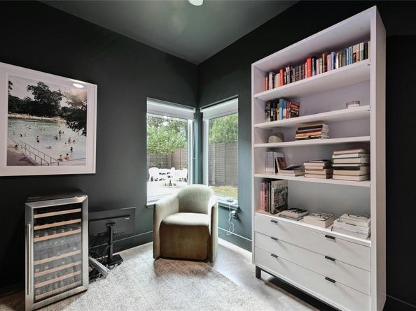 4416 Gillis ST B, Austin TX 78745