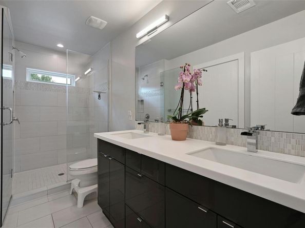 4416 Gillis ST B, Austin TX 78745