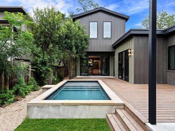 705 E 50th ST, Austin TX 78751