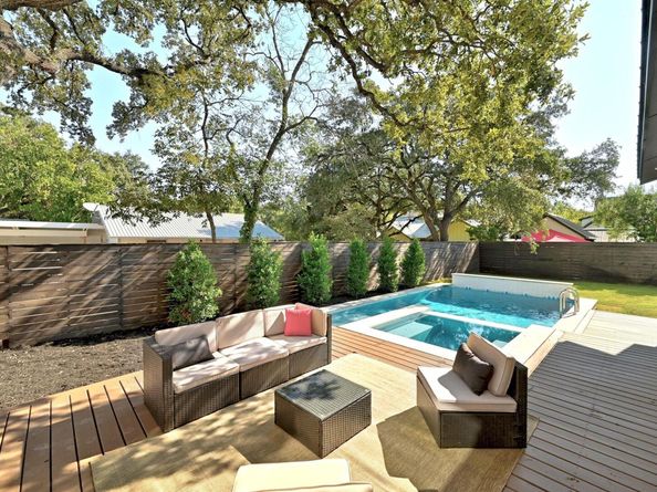 711 Kinney Ave, Austin TX 78704