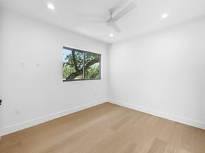 711 Kinney Ave, Austin TX 78704
