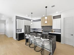 711 Kinney Ave, Austin TX 78704
