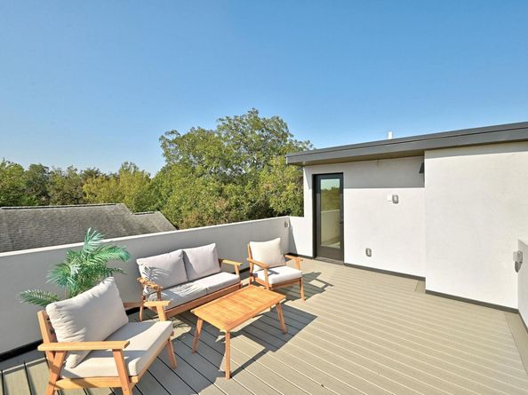 711 Kinney Ave, Austin TX 78704