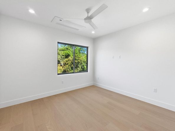 711 Kinney Ave, Austin TX 78704