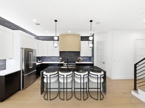 711 Kinney Ave, Austin TX 78704
