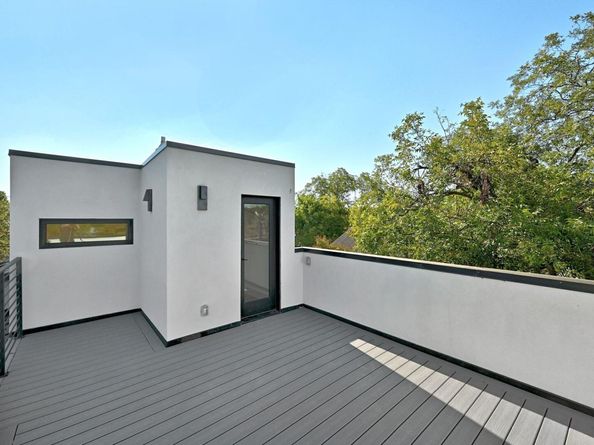 711 Kinney Ave, Austin TX 78704