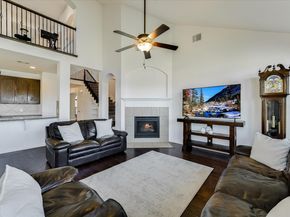 128 W Adelanta PL, Round Rock TX 78681