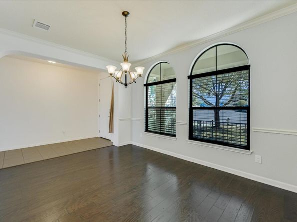 128 W Adelanta PL, Round Rock TX 78681